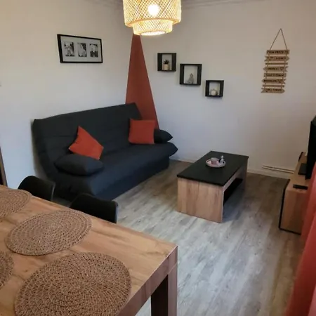 2-4 Ou 6 Personnes Appartement *