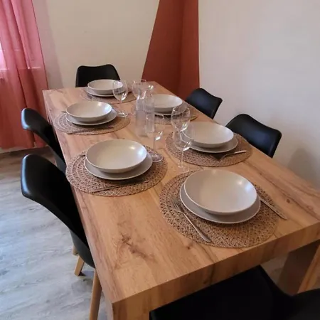 2-4 Ou 6 Personnes Apartment *