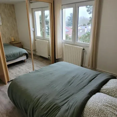 2-4 Ou 6 Personnes *